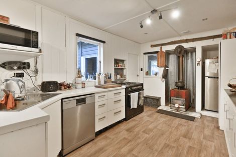 Photo of property in 48 Little Bush Road, Puketitiri, Napier, 4184