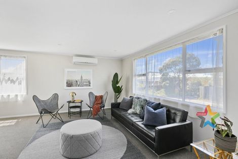 Photo of property in 178 Queens Drive, Lyall Bay, Wellington, 6022