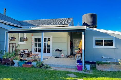 Photo of property in 64 Waihao Back Road, Waimate, 7979