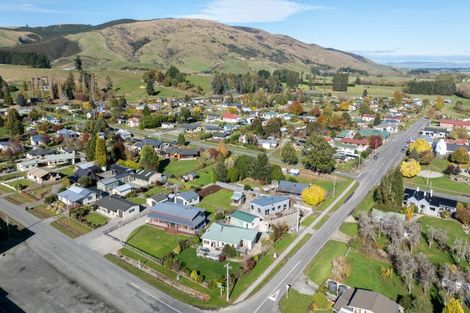 Photo of property in 56 Blaydon Street, Waikaia, 9778