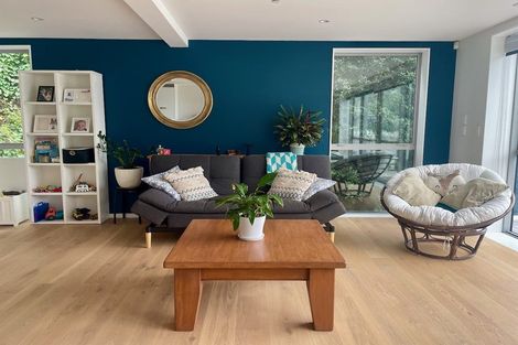 Photo of property in 6 Owhiro Bay Parade, Island Bay, Wellington, 6023