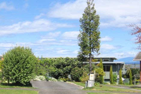 Photo of property in 61 Kurupae Road, Hilltop, Taupo, 3330
