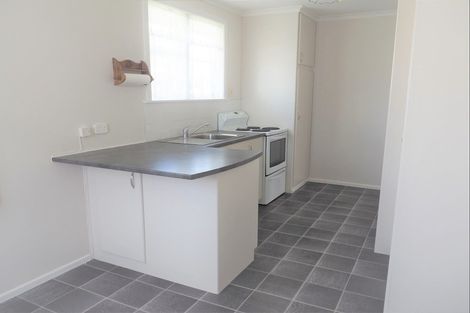 Photo of property in 77 Stout Street, Shannon, 4821