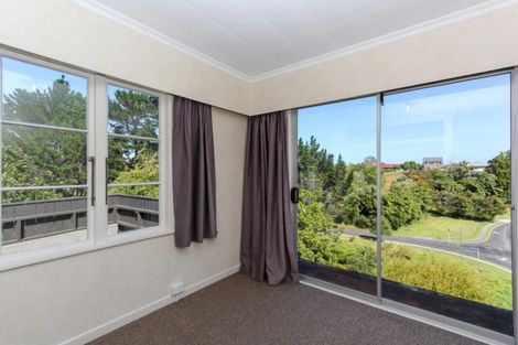 Photo of property in 280 Huatoki Street, Upper Vogeltown, New Plymouth, 4310