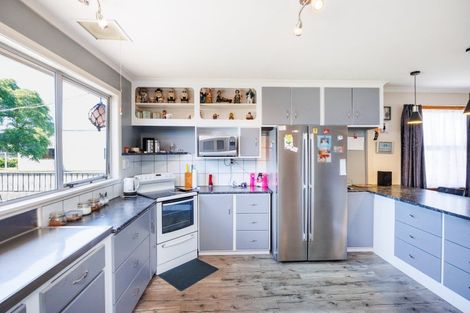 Photo of property in 31 Cook Street, Foxton, 4814