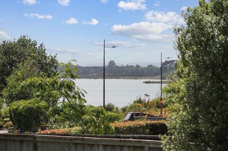Photo of property in 25 Crispe Road, Clarks Beach, 2122