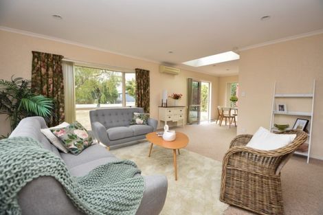 Photo of property in 21 Frederick Street, Carterton, 5713