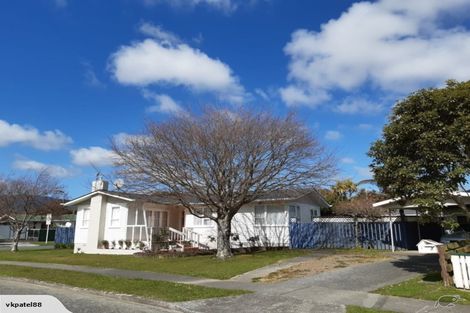 Photo of property in 1 Momona Street, Wainuiomata, Lower Hutt, 5014