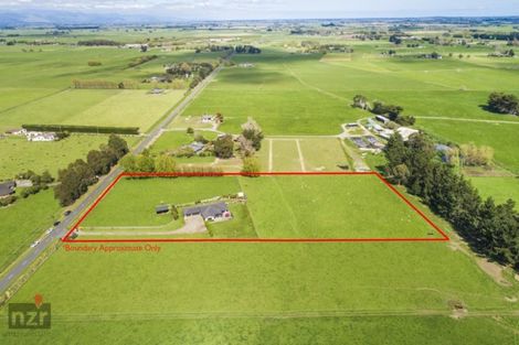 Photo of property in 135 Hansens Line, Newbury, Palmerston North, 4475