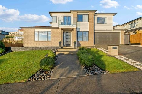 Photo of property in 19 Kereru Rise, Papakura, 2110