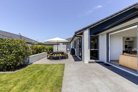 Photo of property in 22 Keene Drive, Bell Block, New Plymouth, 4312