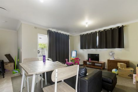 Photo of property in 42 Tiraumea Drive, Pakuranga, Auckland, 2010