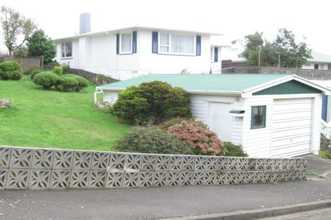 Photo of property in 3 Kahikatea Grove, Paparangi, Wellington, 6037