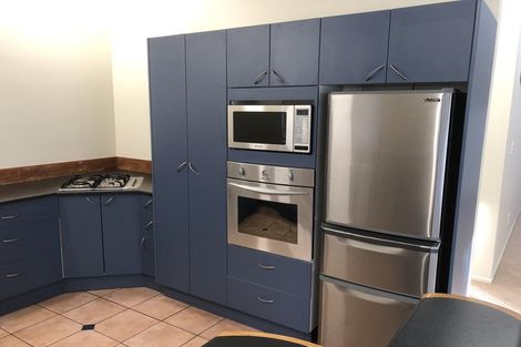 Photo of property in 8 Hall Avenue, Newtown, Wellington, 6021