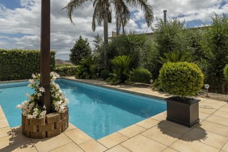 Photo of property in 10 La Cumbre Close, Bethlehem, Tauranga, 3110