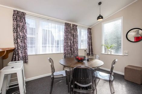Photo of property in 296 Karori Road, Karori, Wellington, 6012