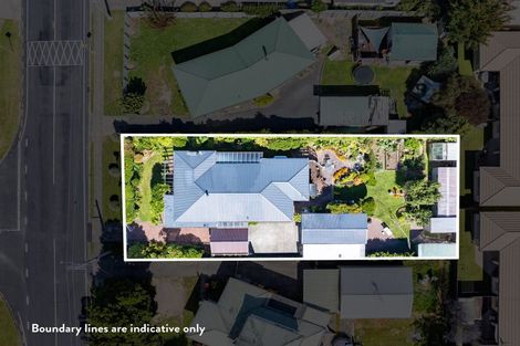 Photo of property in 60 Kawaha Point Road, Kawaha Point, Rotorua, 3010