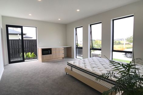 Photo of property in 9 Fender Place, Long Bay, Auckland, 0630