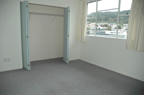Photo of property in Grandstand Apartments, 6/80 Kent Terrace, Mount Victoria, Wellington, 6011