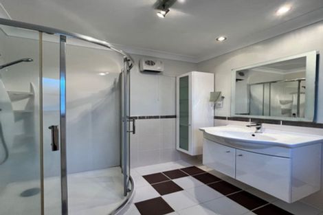 Photo of property in 9 Gull Lane, Mairangi Bay, Auckland, 0630