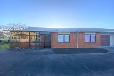 Photo of property in 3b Denbigh Square, Feilding, 4702