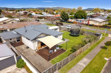 Photo of property in 800 Victoria Street, Parkvale, Hastings, 4122