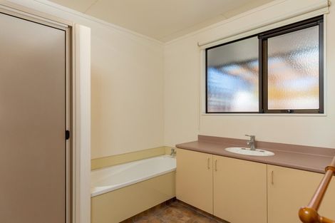 Photo of property in 4 Logan Place, Blenheim, 7201
