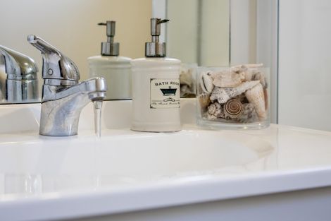 Photo of property in 25b Gardner Avenue, New Lynn, Auckland, 0600