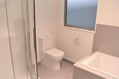 Photo of property in 32 Silvereye Road, Hobsonville, Auckland, 0616