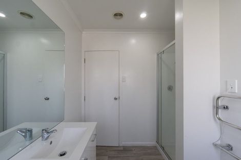 Photo of property in 8 Ohaupo Road, Hamilton Lake, Hamilton, 3204