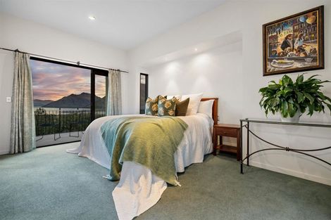 Photo of property in 94 Hensman Road, Queenstown, 9300
