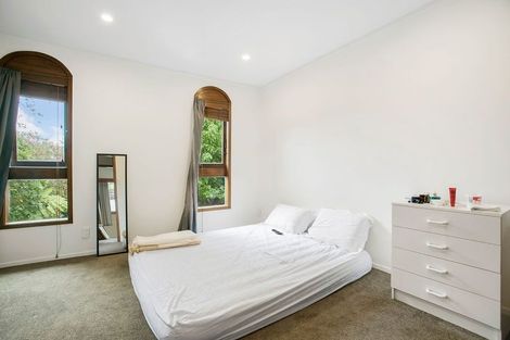 Photo of property in 2/18 Blockhouse Bay Road, Avondale, Auckland, 1026