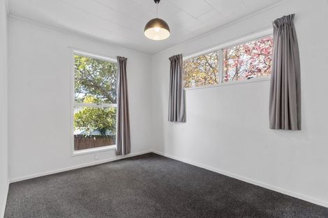 Photo of property in 74 Fitzwater Place, Henderson, Auckland, 0612