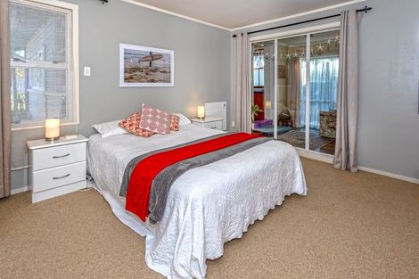 Photo of property in 2 Aputa Avenue, Te Puru, Thames, 3575