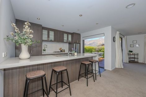 Photo of property in 18 Westview Road, Wanaka, 9305