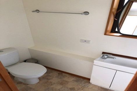 Photo of property in 20 Lingham Crescent, Torbay, Auckland, 0630