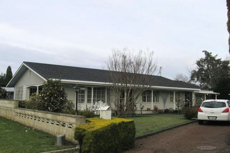 Photo of property in 11 Corwen Place, Mayfair, Hastings, 4122