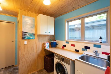 Photo of property in 2 Sydney Crescent, Raumati South, Paraparaumu, 5032