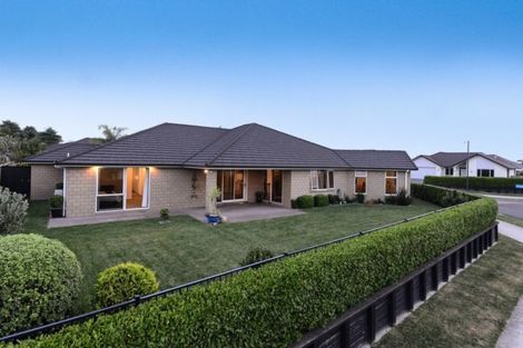 Photo of property in 13 Roy Hilton Drive, Flagstaff, Hamilton, 3210