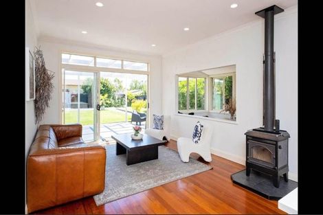 Photo of property in 1a Finnis Lane, Hospital Hill, Napier, 4110