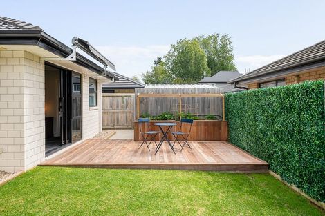 Photo of property in 2 Oderings Place, Huntington, Hamilton, 3210