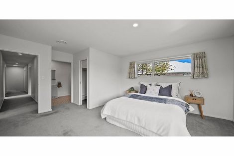 Photo of property in 4 Fountainhead Lane, Hillmorton, Christchurch, 8025