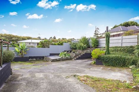 Photo of property in 16 Jamaica Place, Blockhouse Bay, Auckland, 0600