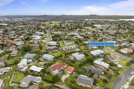 Photo of property in 25 Chatsworth Crescent, Pakuranga Heights, Auckland, 2010