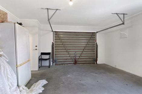 Photo of property in 1/20 Tamaki Bay Drive, Pakuranga, Auckland, 2010