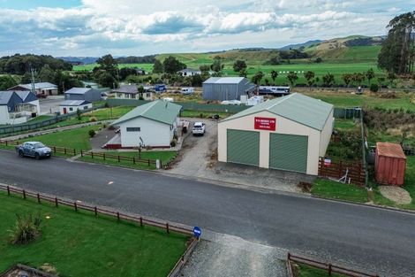 Photo of property in 5 Mcfeely Street, Tuatapere, 9620