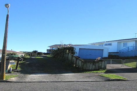 Photo of property in 83 Fraser Drive, Feilding, 4702