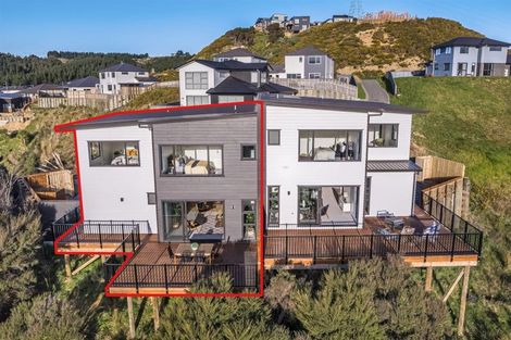 Photo of property in 172a Navigation Drive, Whitby, Porirua, 5024