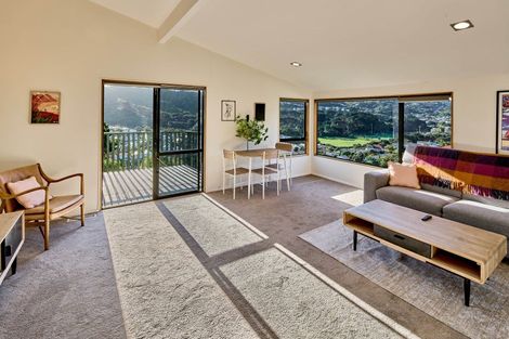 Photo of property in 20 Bay Lair Grove, Island Bay, Wellington, 6023