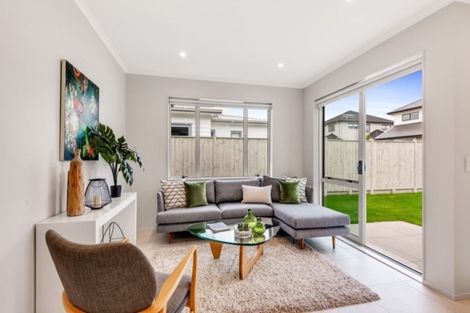 Photo of property in 32 Nganui Avenue, Takanini, 2112